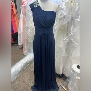 Elegant Navy Blue Evening Gown